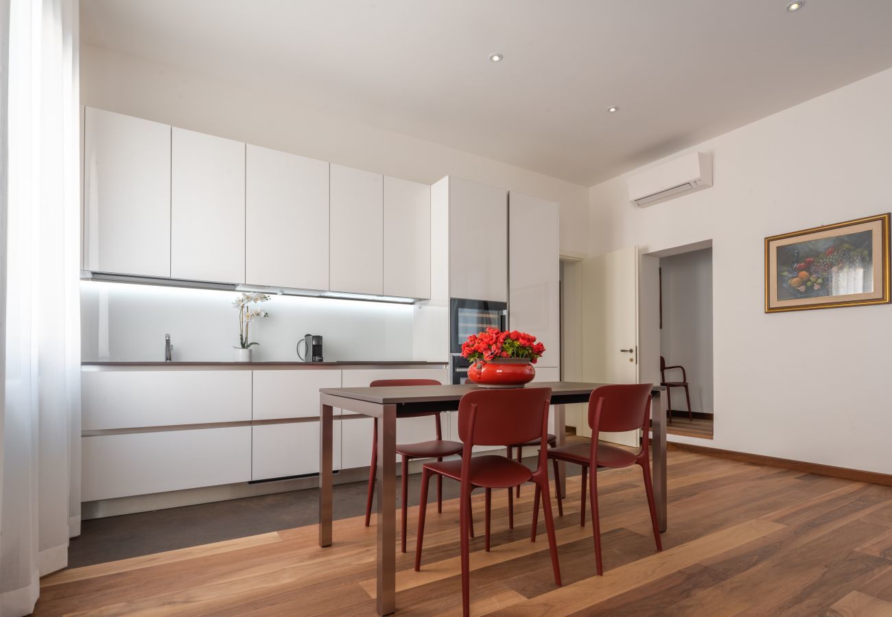 Apartment in Venice - Rialto Deluxe Grand Canal View R&R