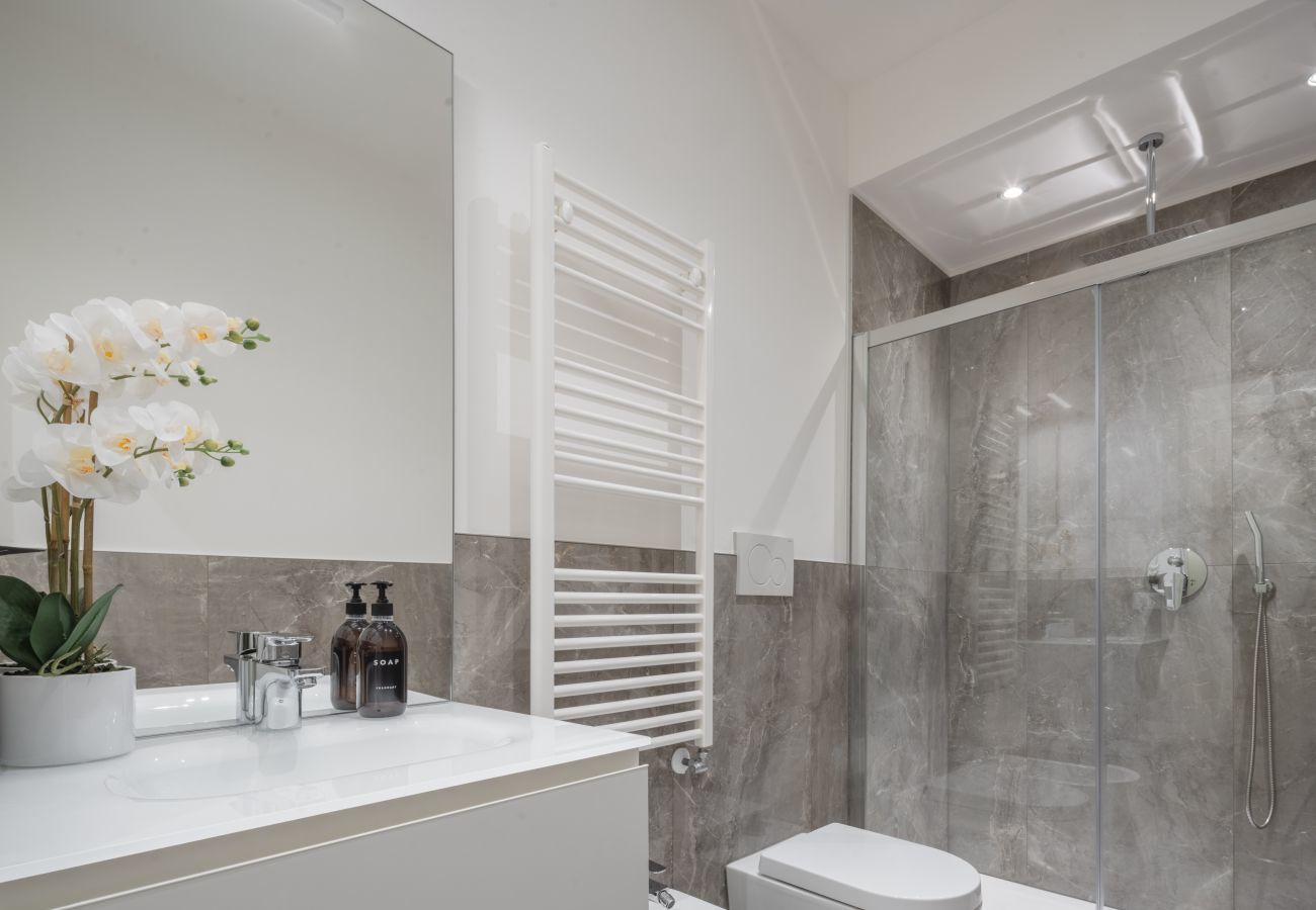 Apartment in Venice - Rialto Deluxe Grand Canal View R&R