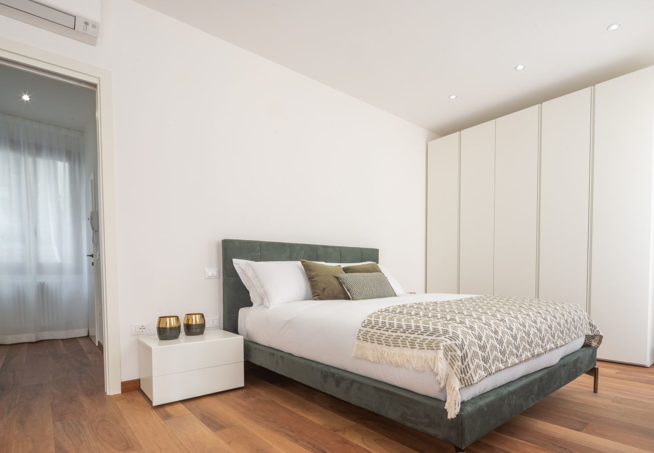 Apartment in Venice - Rialto Deluxe Grand Canal View R&R
