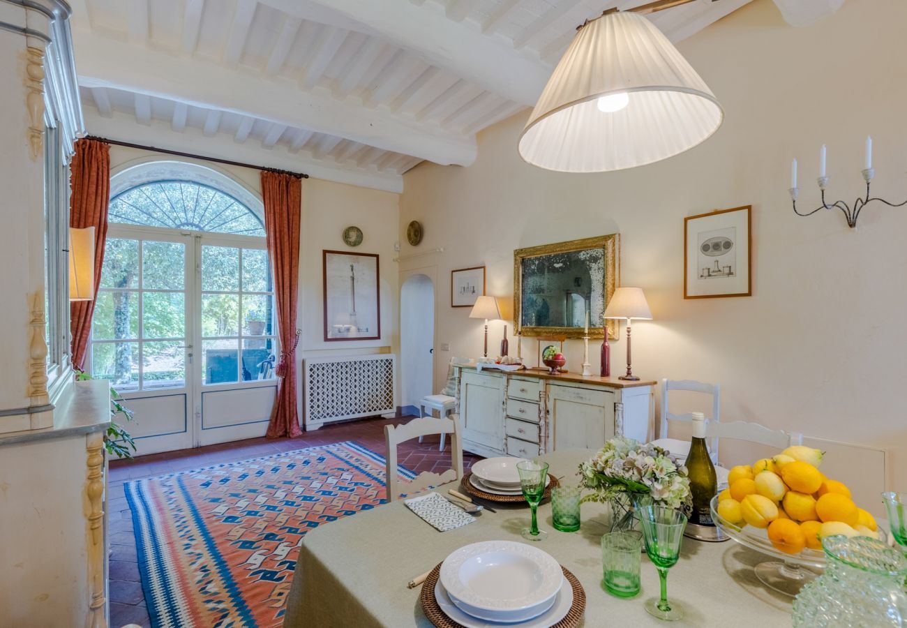 Villa in Camaiore - Luxury Farmhouse Retreat between Lucca and the Beach