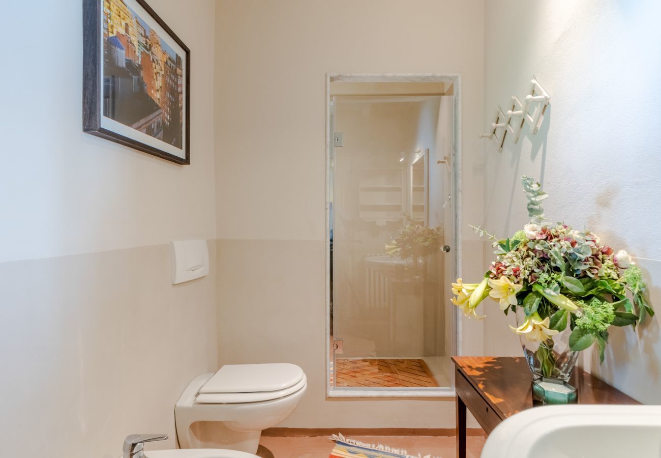 Villa in Camaiore - Luxury Farmhouse Retreat between Lucca and the Beach