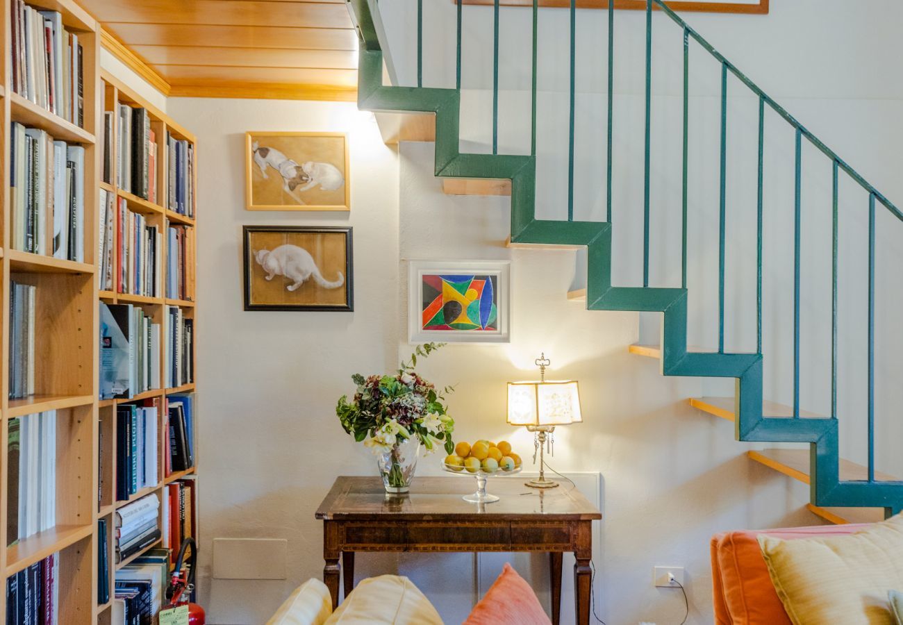 Villa in Camaiore - Luxury Farmhouse Retreat between Lucca and the Beach