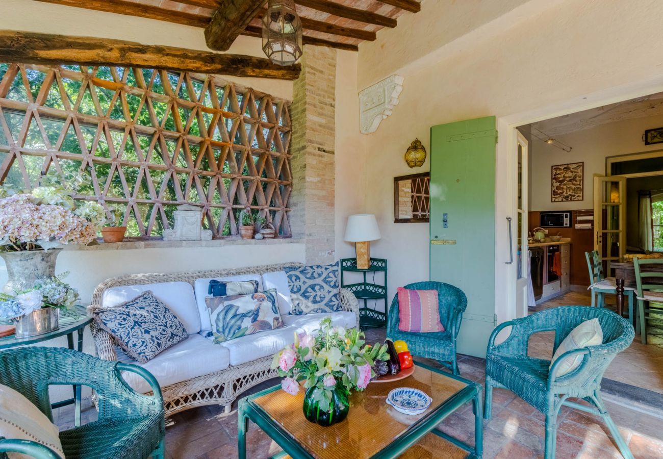 Villa in Camaiore - Luxury Farmhouse Retreat between Lucca and the Beach