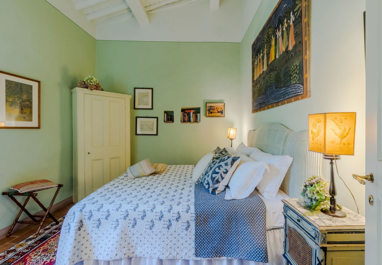 Villa in Camaiore - Luxury Farmhouse Retreat between Lucca and the Beach