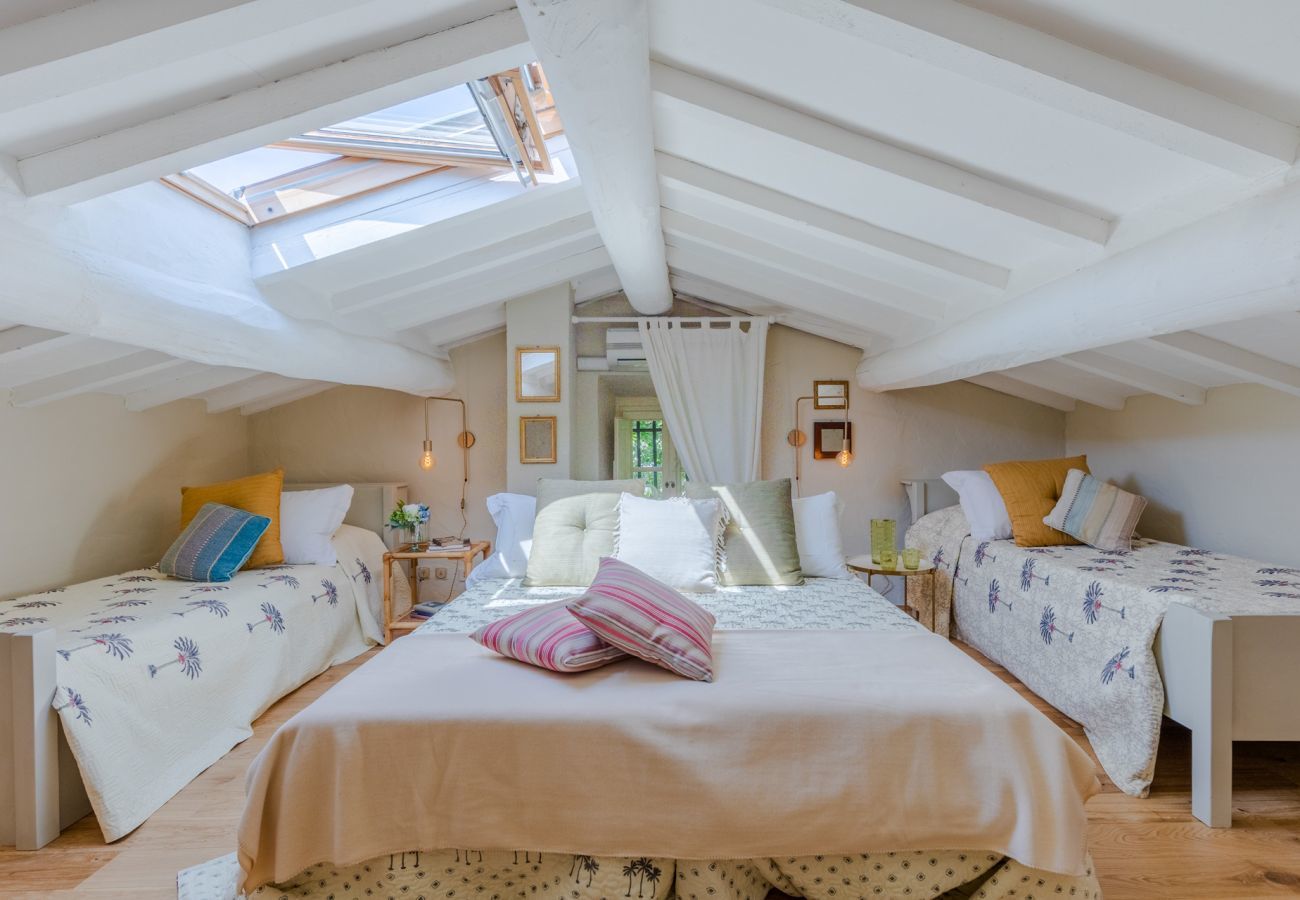 Villa in Camaiore - Luxury Farmhouse Retreat between Lucca and the Beach