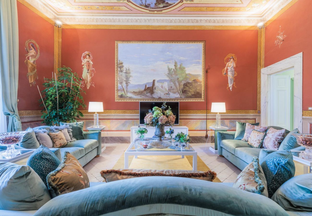 Apartment in Lucca - The Duchess Chambers, the Luxury Grand 3 bedrooms