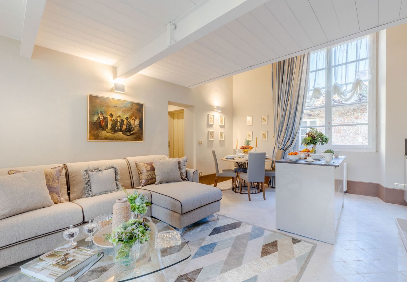 Apartment in Lucca - The Duke's Room