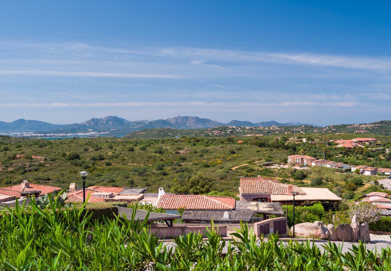 Chalet in Porto San Paolo - Laura's Terrace - terraced house with seaview