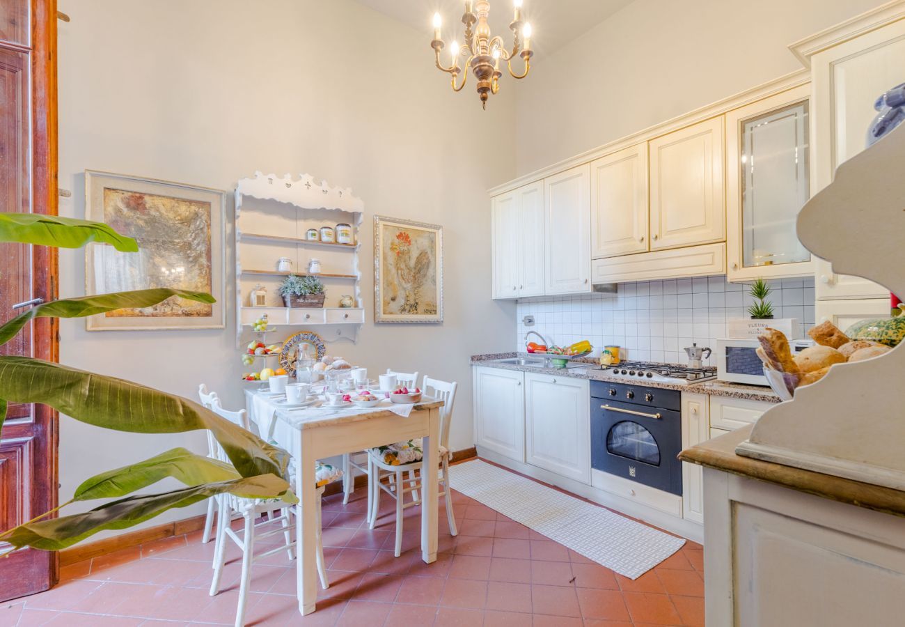 Apartment in Lucca - The Garden Along the Stream