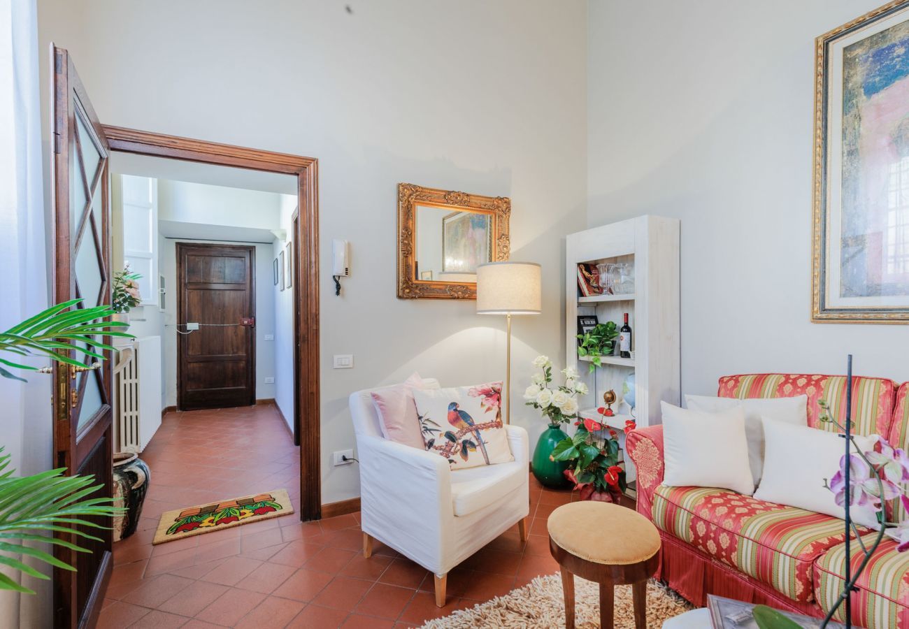 Apartment in Lucca - The Garden Along the Stream