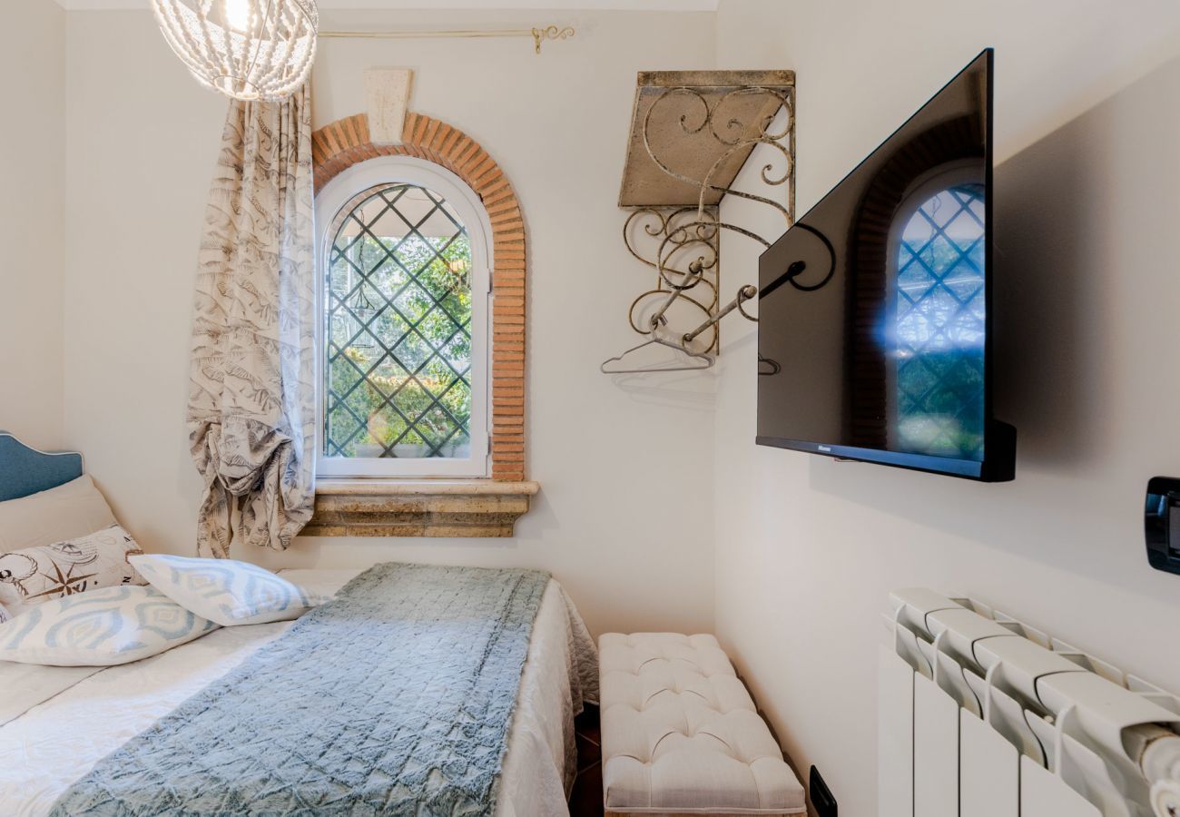 Villa in Torvaianica - Villa Corallina, A Luxury 2 bedrooms Villa
