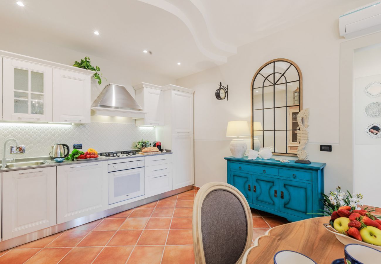 Villa in Torvaianica - Villa Corallina, A Luxury 2 bedrooms Villa