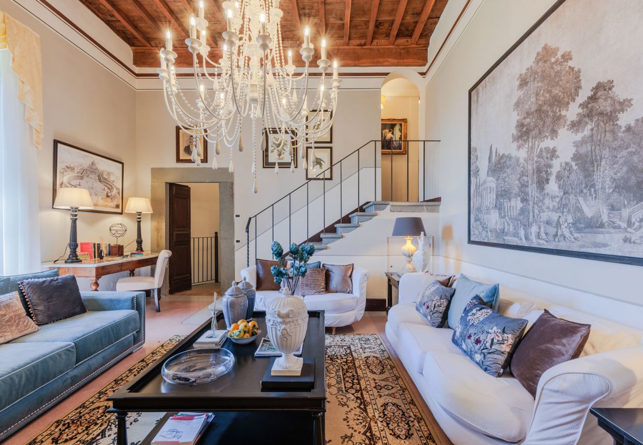 Villa in Lucca - VILLA BORBONE in Pieve Santo Stefano, a Luxury Renaissance Panoramic 9 Bedrooms Retreat Villa with Private Pool 