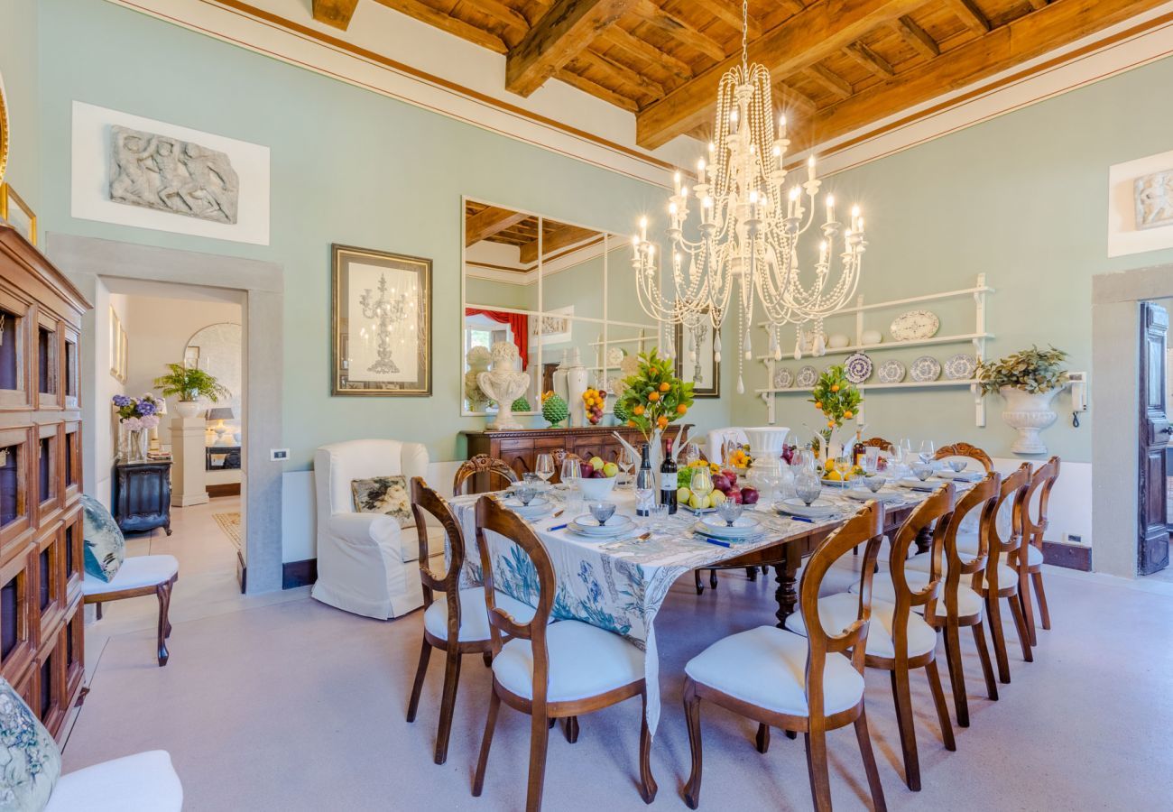 Villa in Lucca - VILLA BORBONE in Pieve Santo Stefano, a Luxury Renaissance Panoramic 9 Bedrooms Retreat Villa with Private Pool 