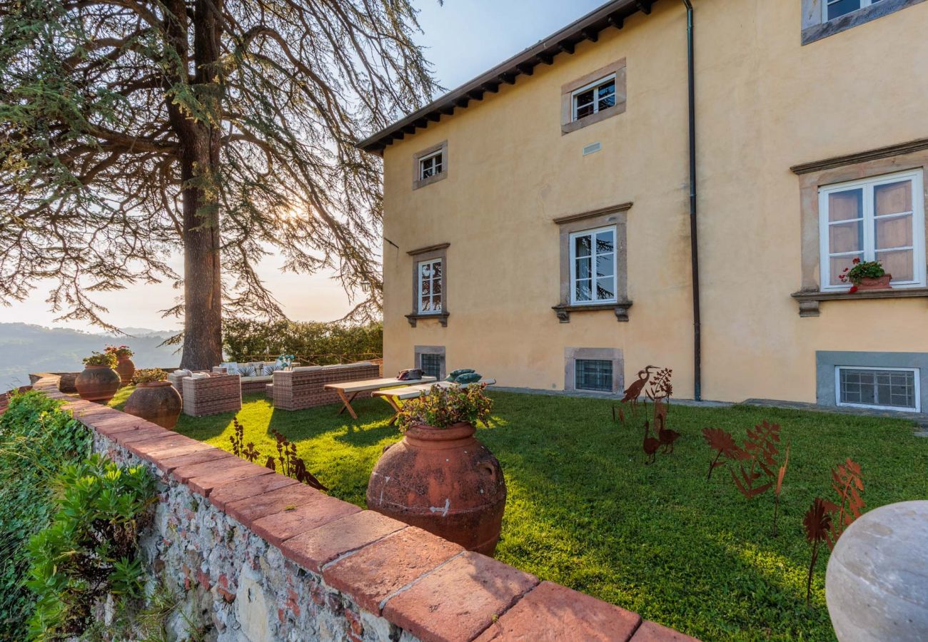 Villa in Lucca - VILLA BORBONE in Pieve Santo Stefano, a Luxury Renaissance Panoramic 9 Bedrooms Retreat Villa with Private Pool 