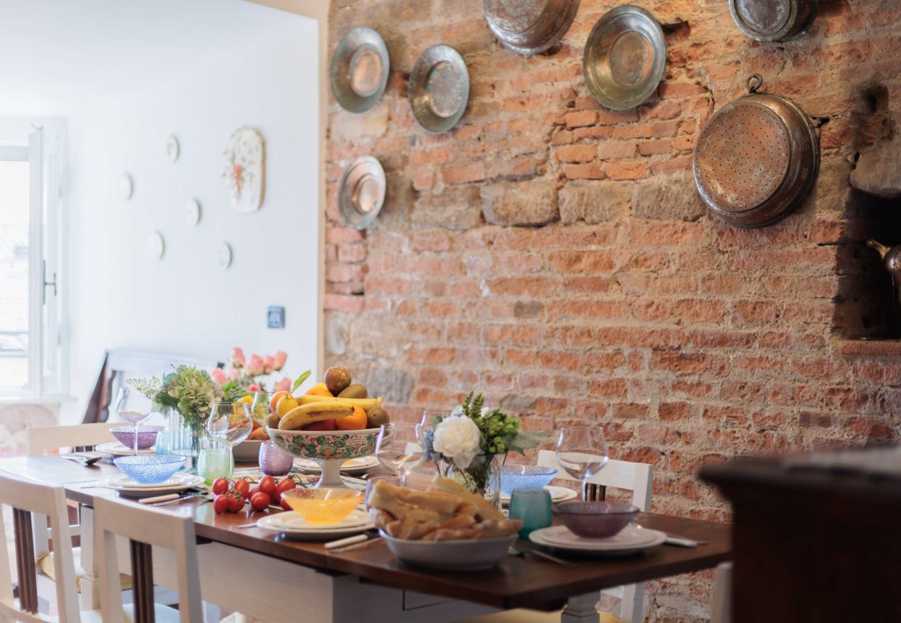 Apartment in Lucca - Casa La Guardia, a 3 bedrooms Panoramic Apartment