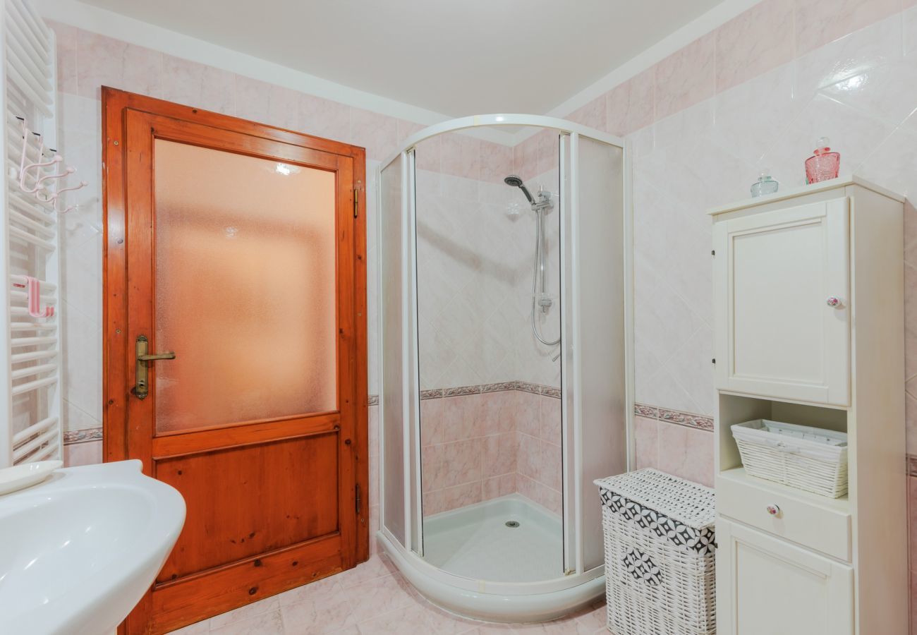 Apartment in Lucca - Casa La Guardia, a 3 bedrooms Panoramic Apartment