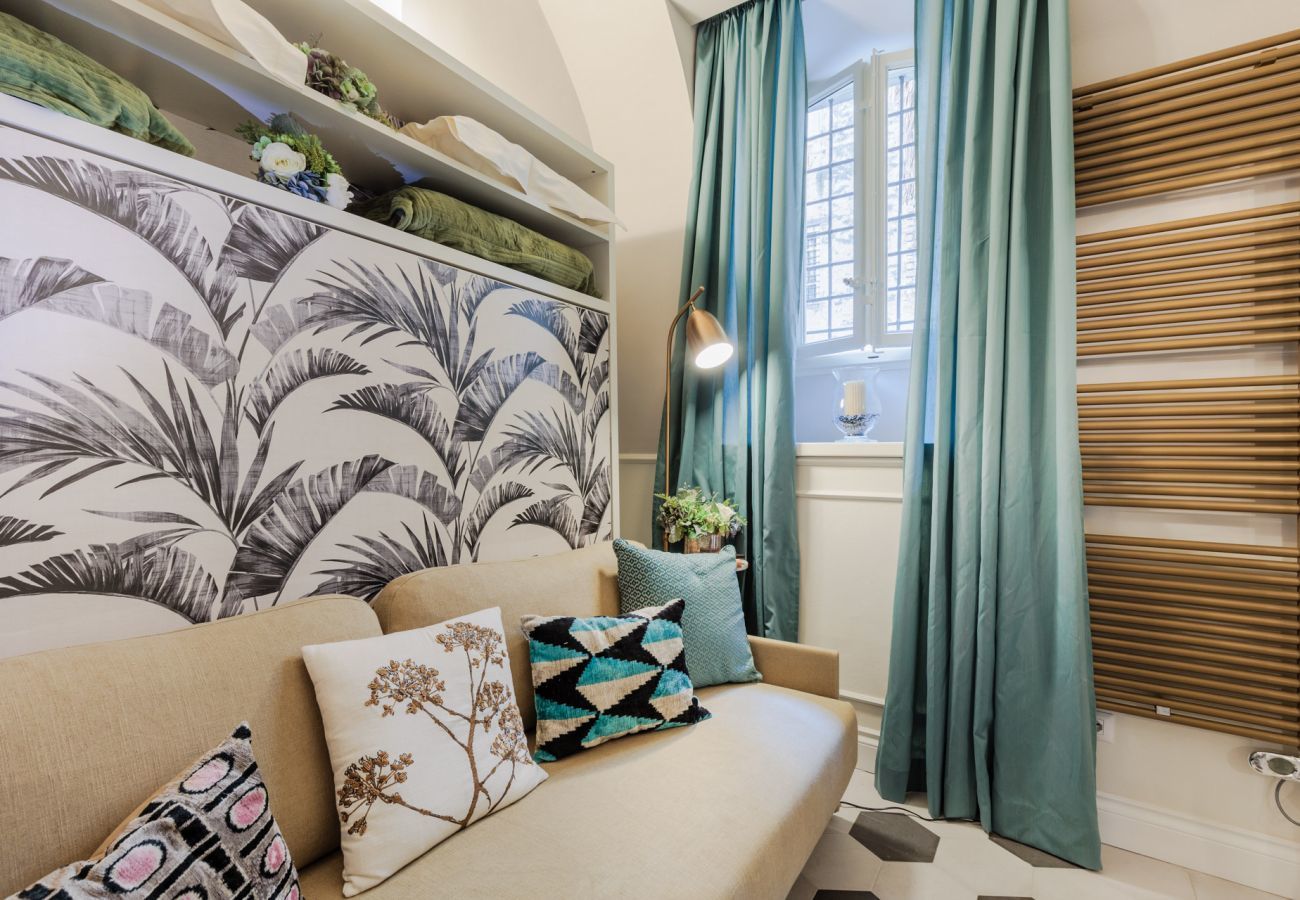 Apartment in Lucca - Busdraghi Studio,Stylish at Via Fillungo