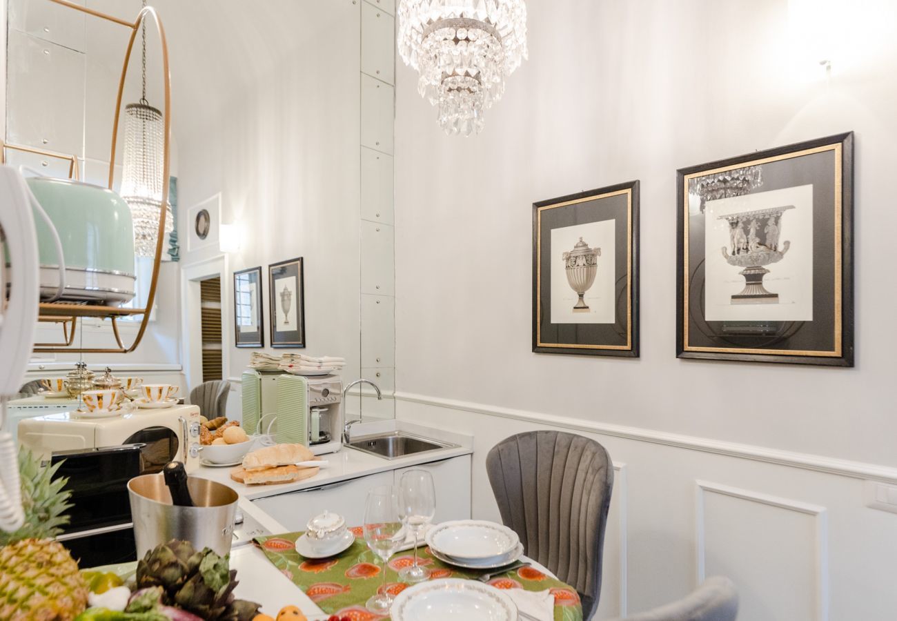 Apartment in Lucca - Busdraghi Studio,Stylish at Via Fillungo