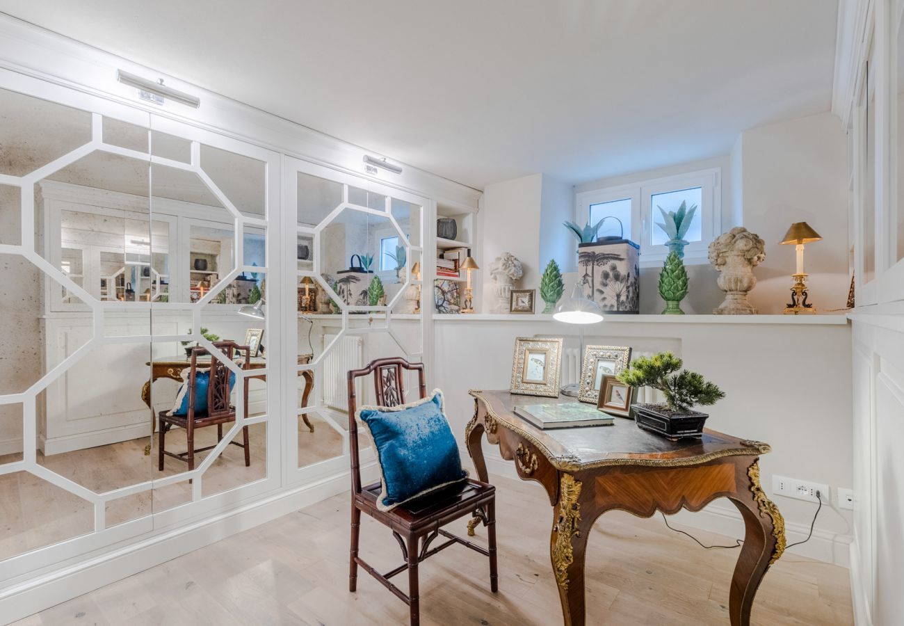 Apartment in Lucca - Casa Vanny, an Apartment with Private Garden