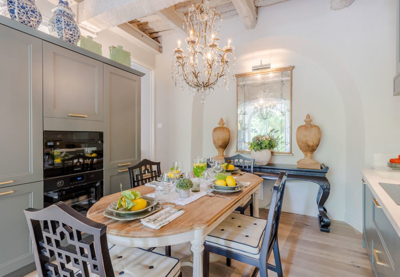 Apartment in Lucca - Casa Vanny, an Apartment with Private Garden