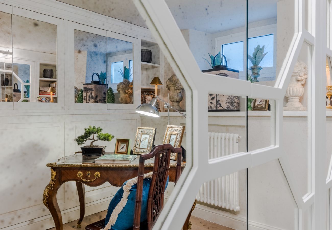 Apartment in Lucca - Casa Vanny, an Apartment with Private Garden