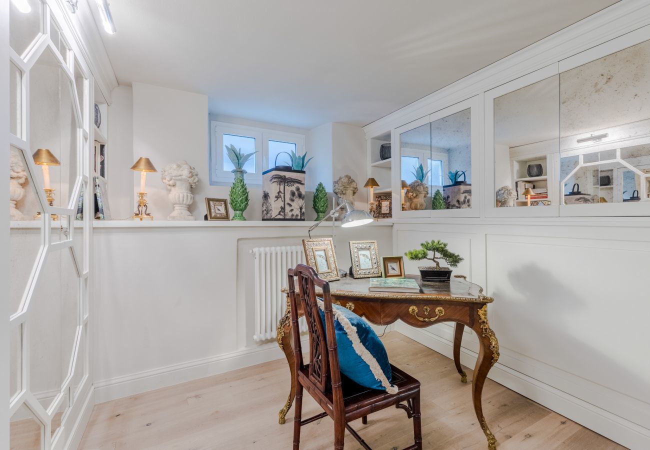 Apartment in Lucca - Casa Vanny, an Apartment with Private Garden