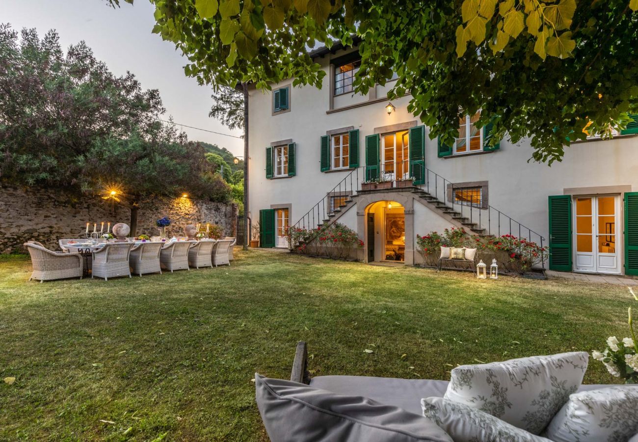 Villa in Vorno - Villa Elizabeth, newly renovated antique villa with private pool on the hills in Vorno close to Lucca