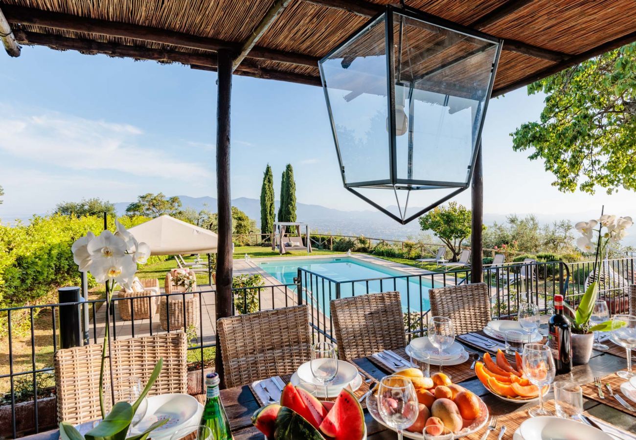 Villa in Lucca - Tuscan Fizz Villa, a Vineyards Retreat