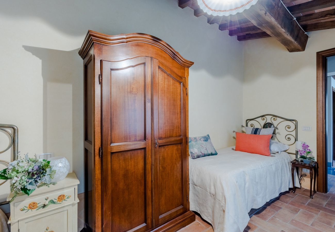 Villa in Lucca - Tuscan Fizz Villa, a Vineyards Retreat