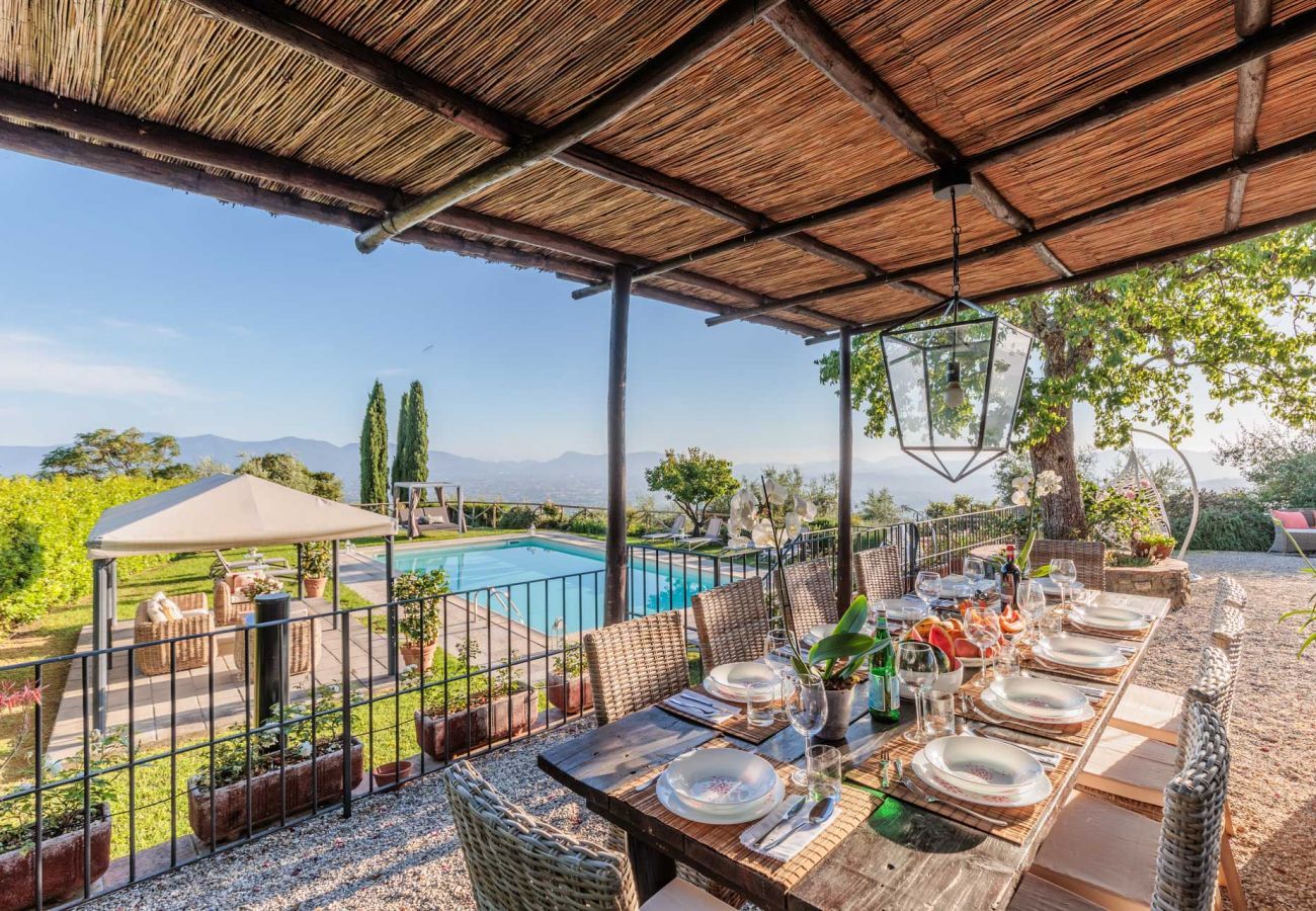 Villa in Lucca - Tuscan Fizz Villa, a Vineyards Retreat