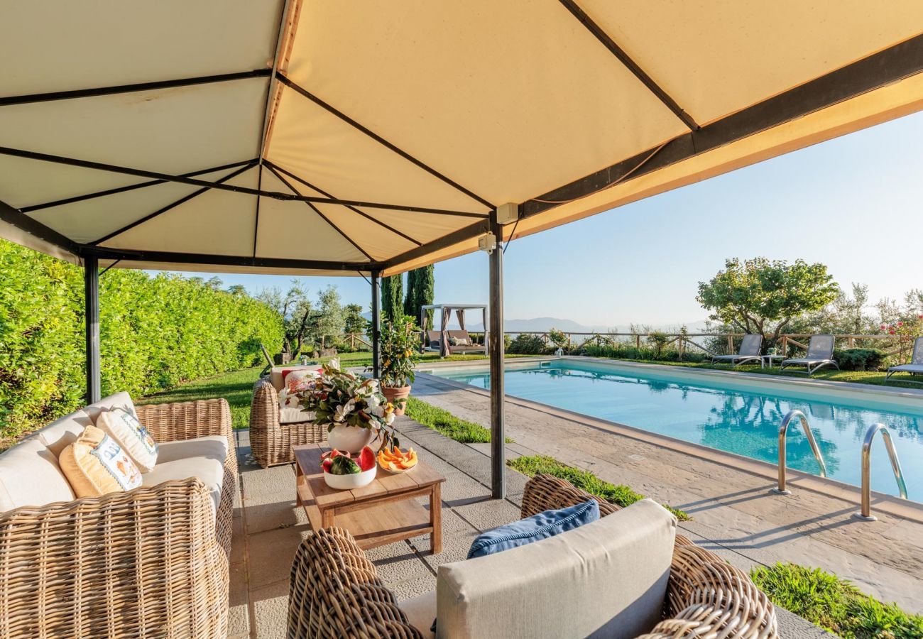 Villa in Lucca - Tuscan Fizz Villa, a Vineyards Retreat