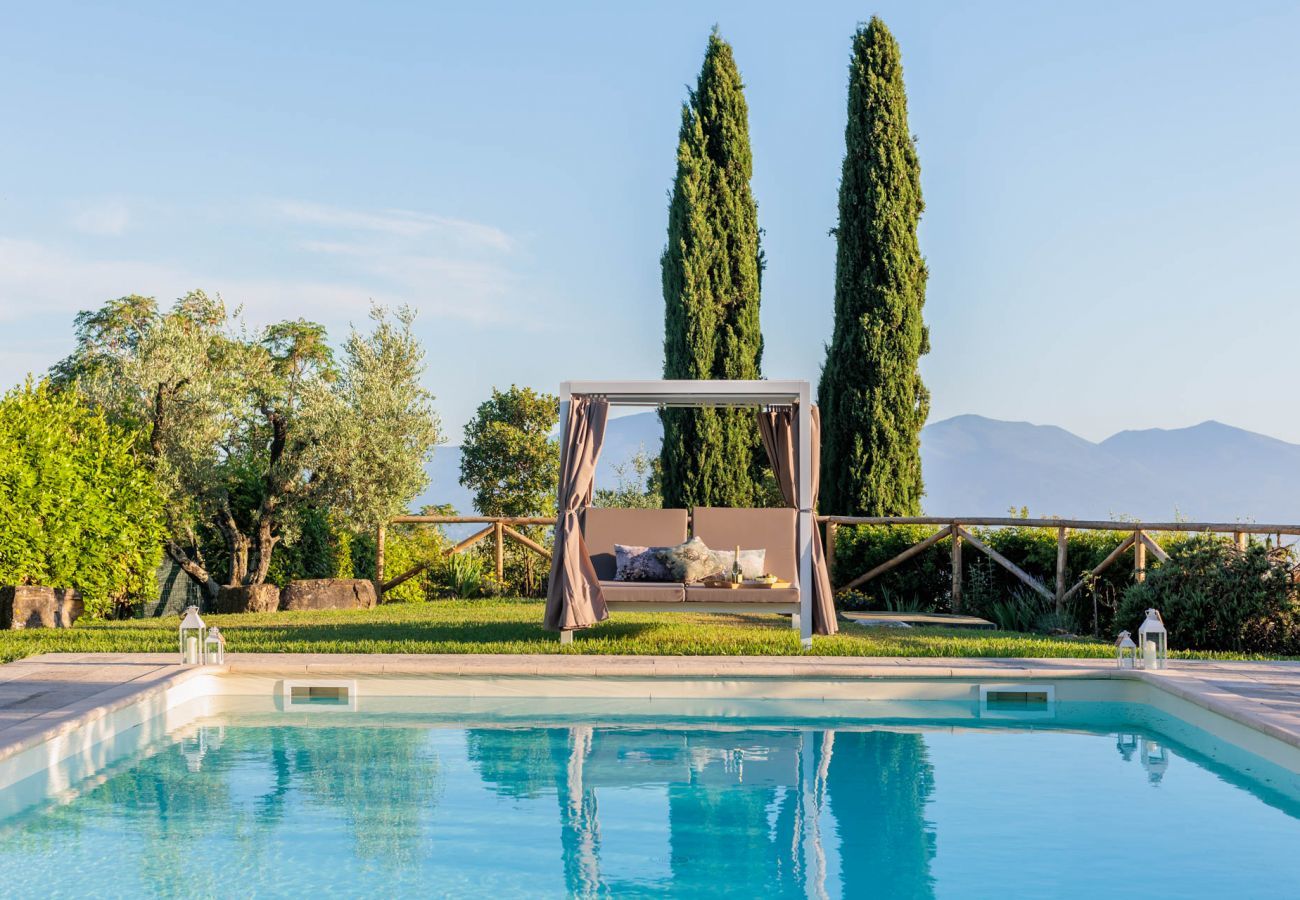 Villa in Lucca - Tuscan Fizz Villa, a Vineyards Retreat