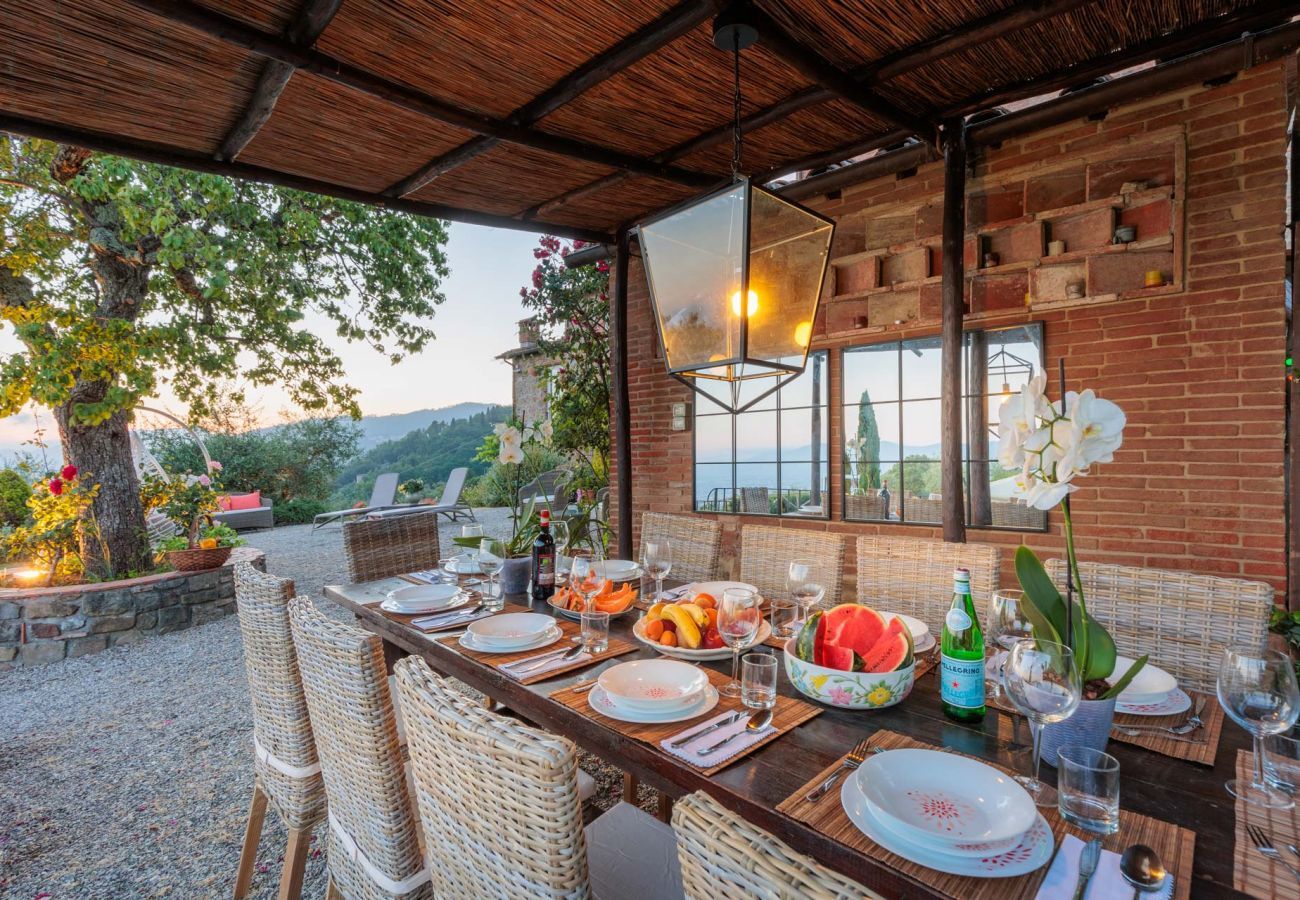 Villa in Lucca - Tuscan Fizz Villa, a Vineyards Retreat
