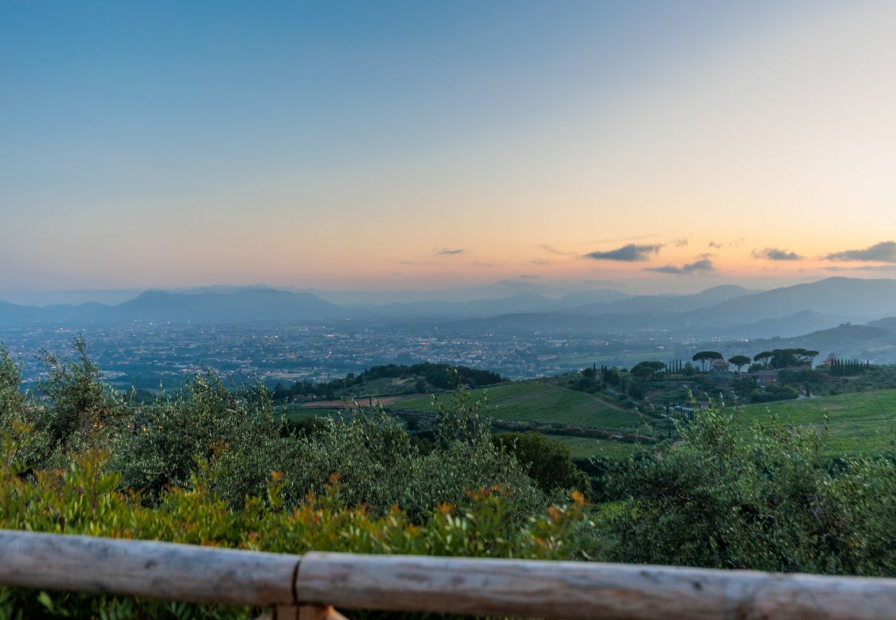 Villa in Lucca - Tuscan Fizz, a traditional Stone Farmhouse with Private Pool and Amazing View among the Vineyards in Lucca