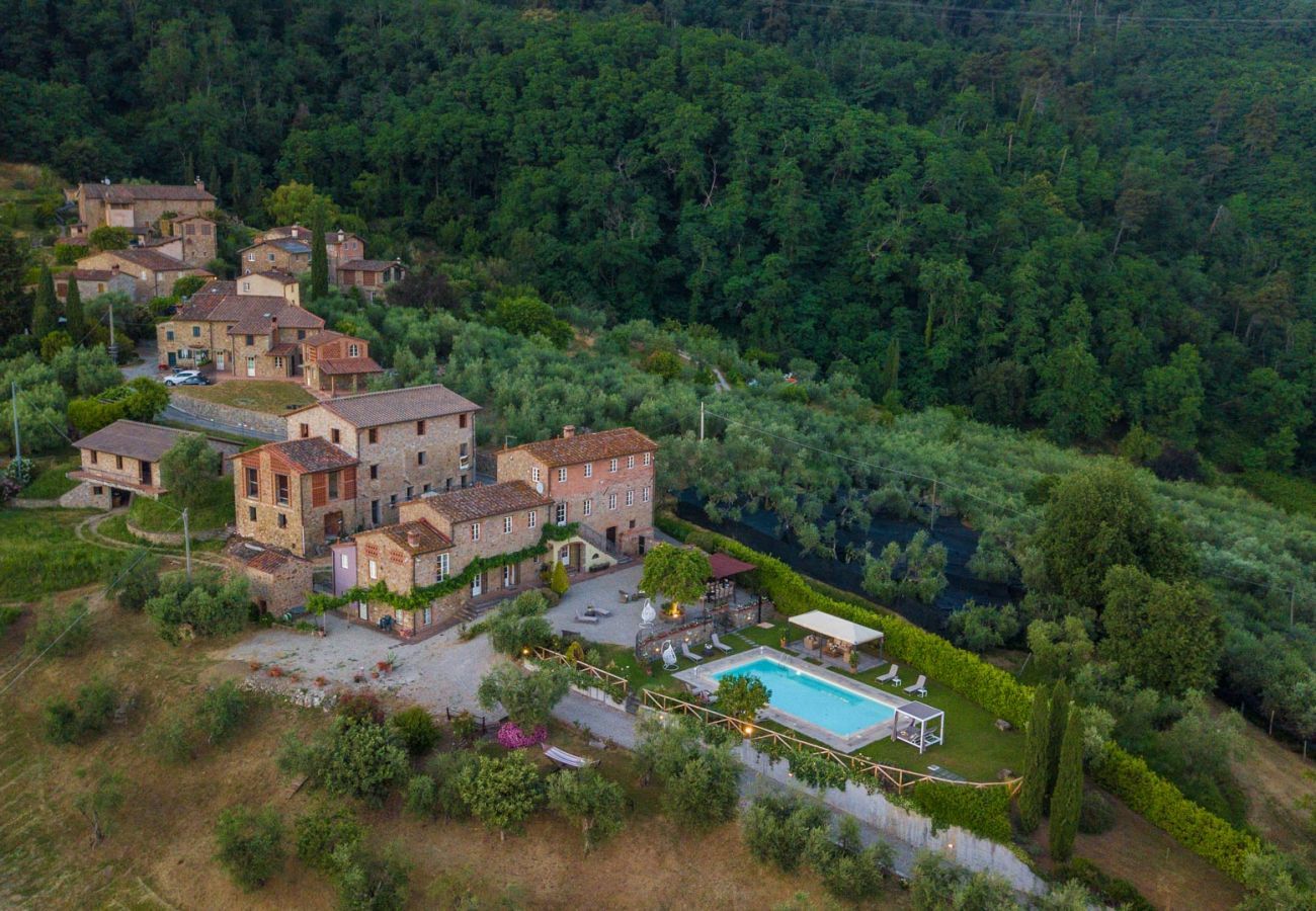 Villa in Lucca - Tuscan Fizz Villa, a Vineyards Retreat