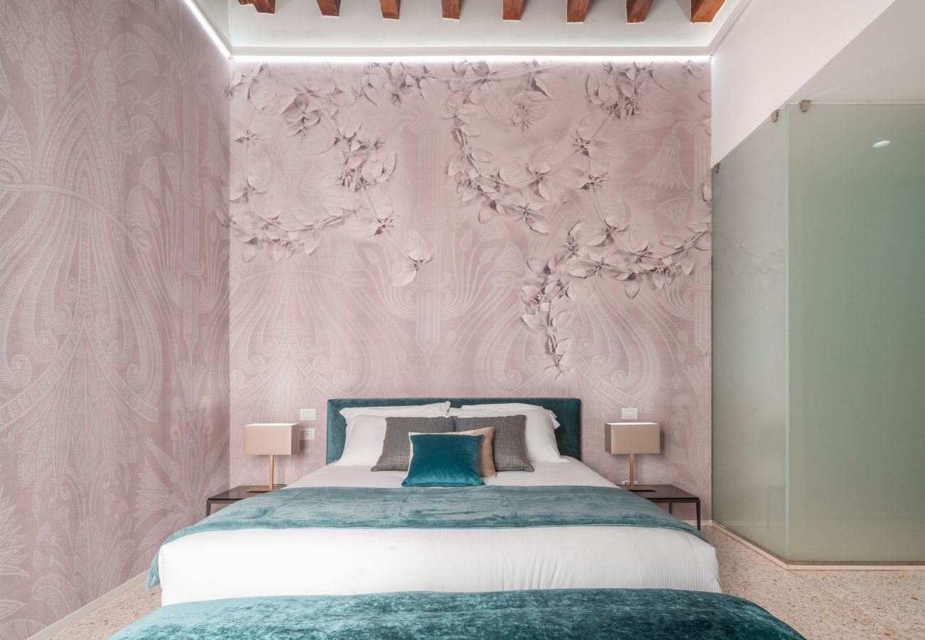 Rent by room in Venice - Jasmin