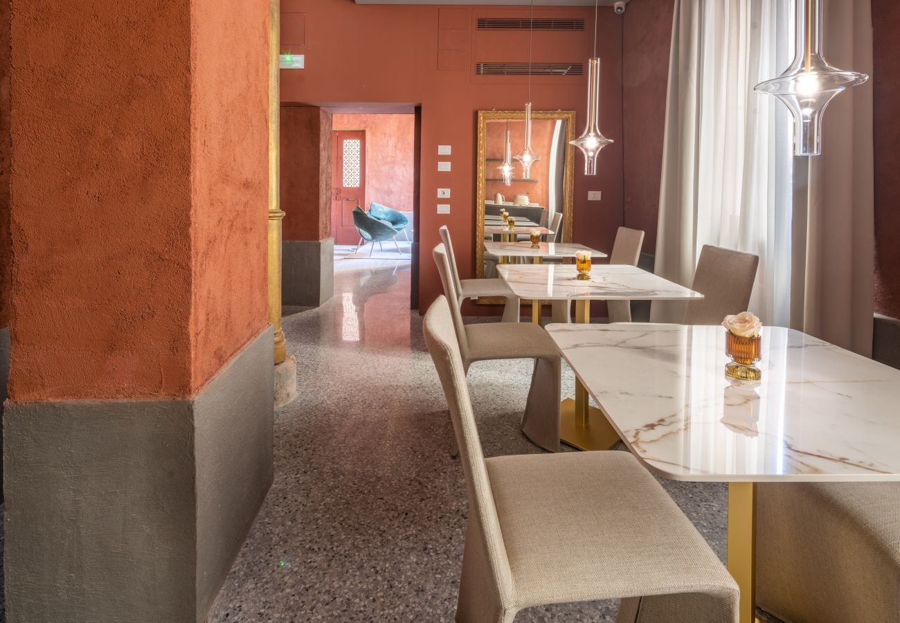 Rent by room in Venice - Jasmin
