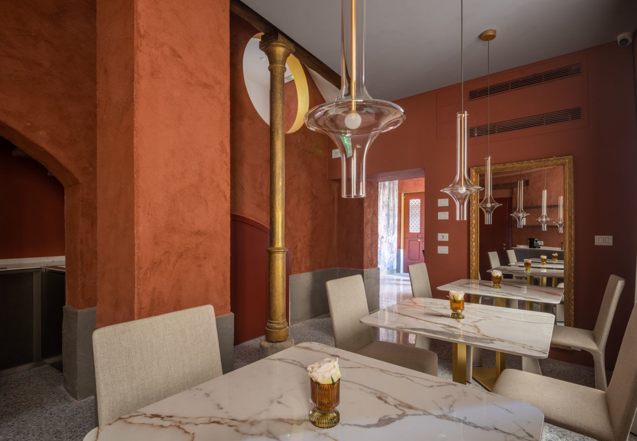 Rent by room in Venice - Jasmin