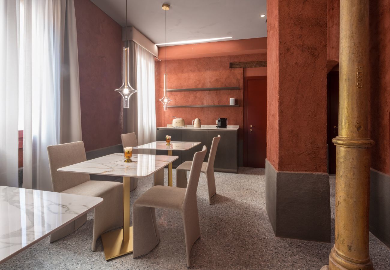 Rent by room in Venice - Jasmin