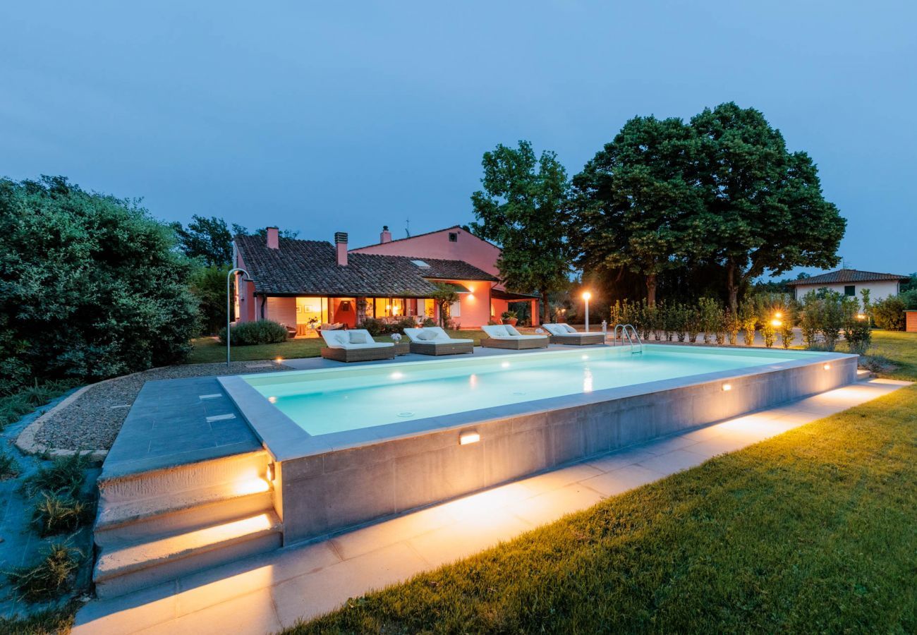 Villa in Bientina - Cà Uvenere, Modern Farmhouse with Pool