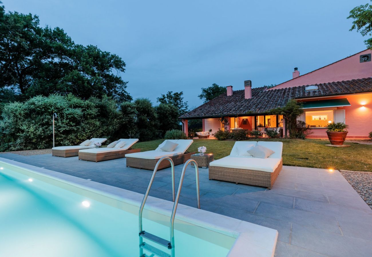 Villa in Bientina - Cà Uvenere, Modern Farmhouse with Pool