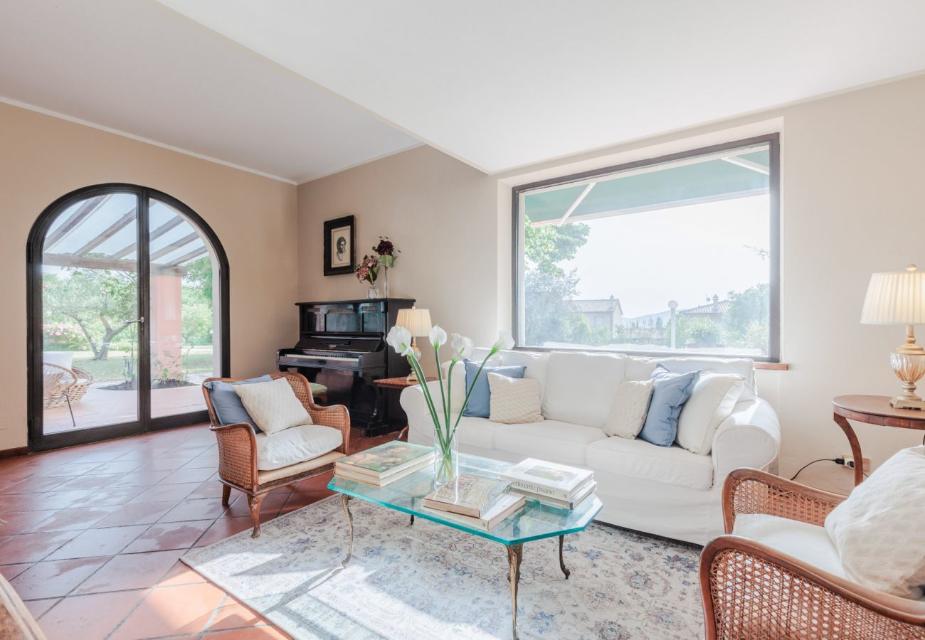 Villa in Bientina - Cà Uvenere, Modern Farmhouse with Pool