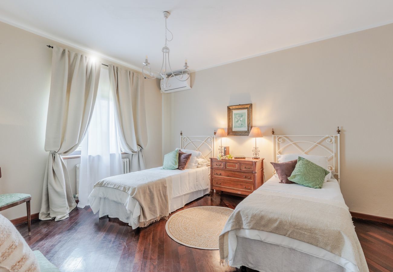 Villa in Bientina - Cà Uvenere, Modern Farmhouse with Pool