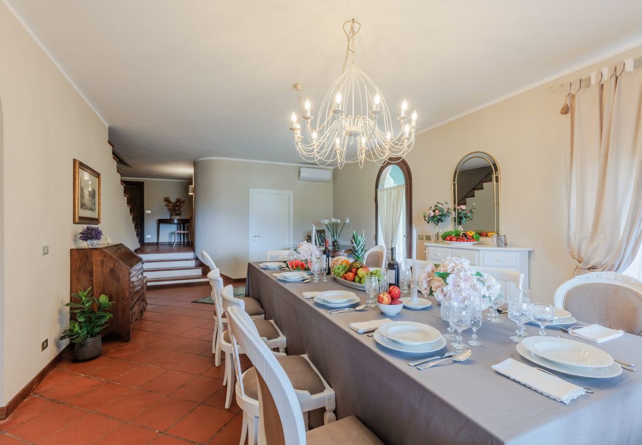 Villa in Bientina - Cà Uvenere, Modern Farmhouse with Pool