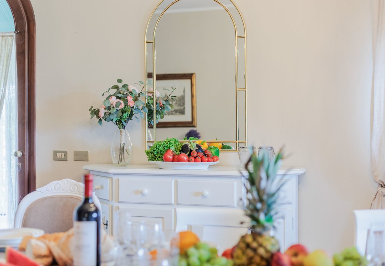 Villa in Bientina - Cà Uvenere, Modern Farmhouse with Pool