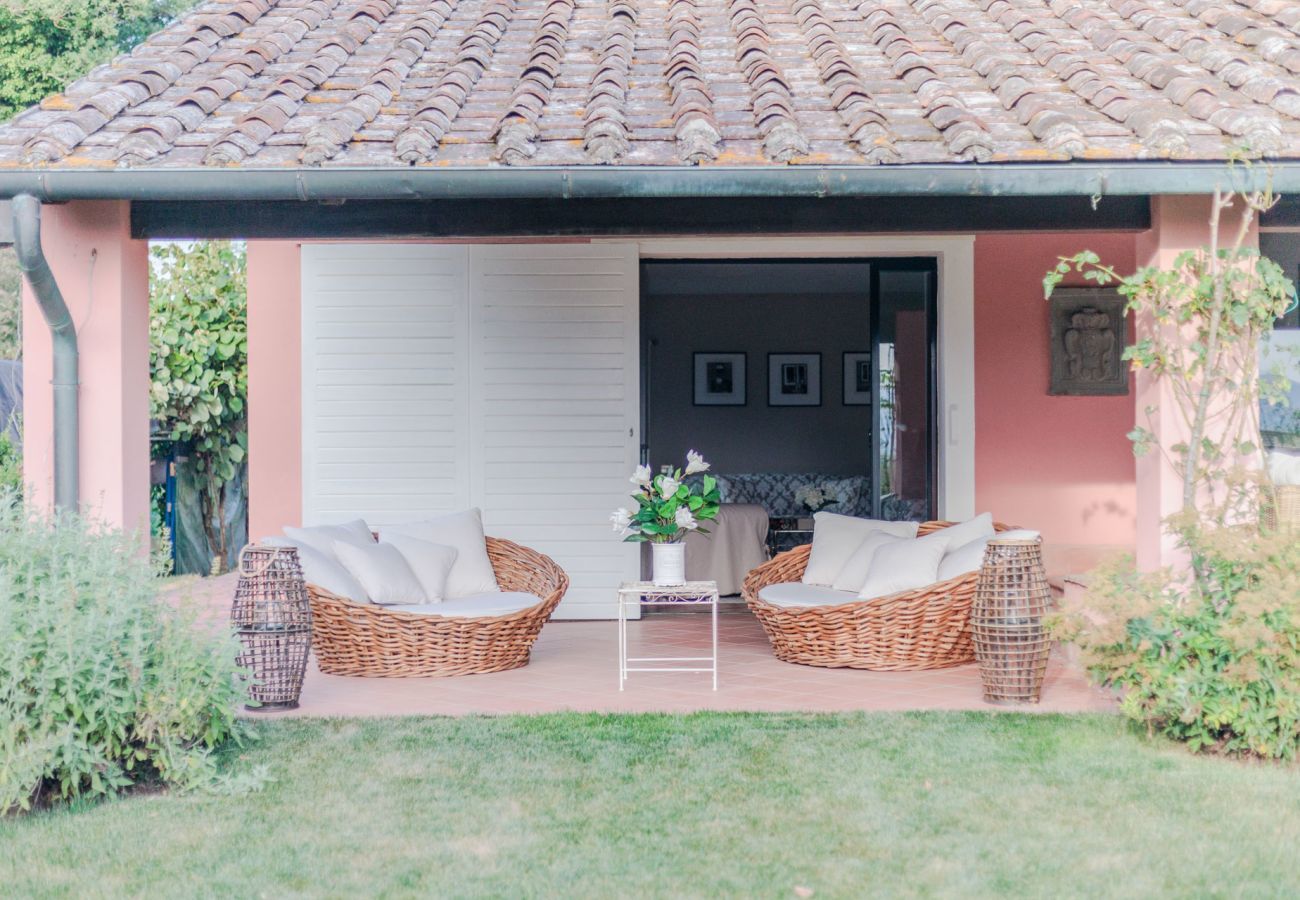 Villa in Bientina - Cà Uvenere, Modern Farmhouse with Pool