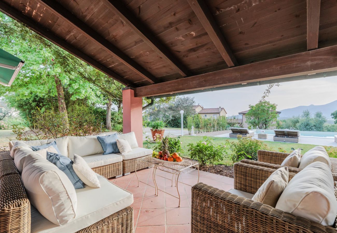 Villa in Bientina - Cà Uvenere, Modern Farmhouse with Pool