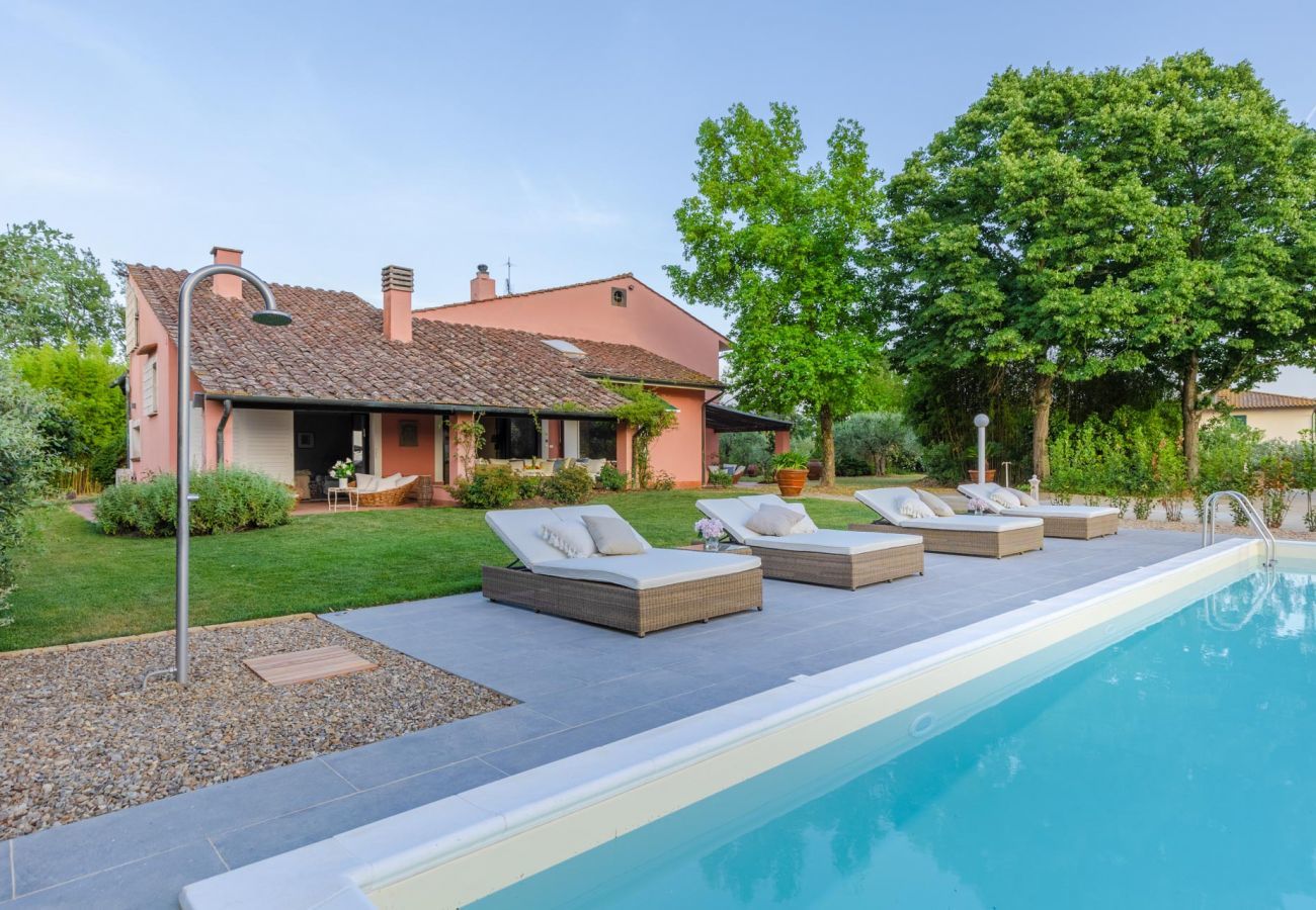 Villa in Bientina - Cà Uvenere, Modern Farmhouse with Pool