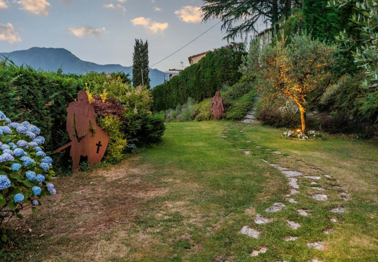 Villa in Borgo a Mozzano - Gran Burrone Castle, a Luxury Castle with Pool in Borgo a Mozzano close to Lucca and Garfagnana